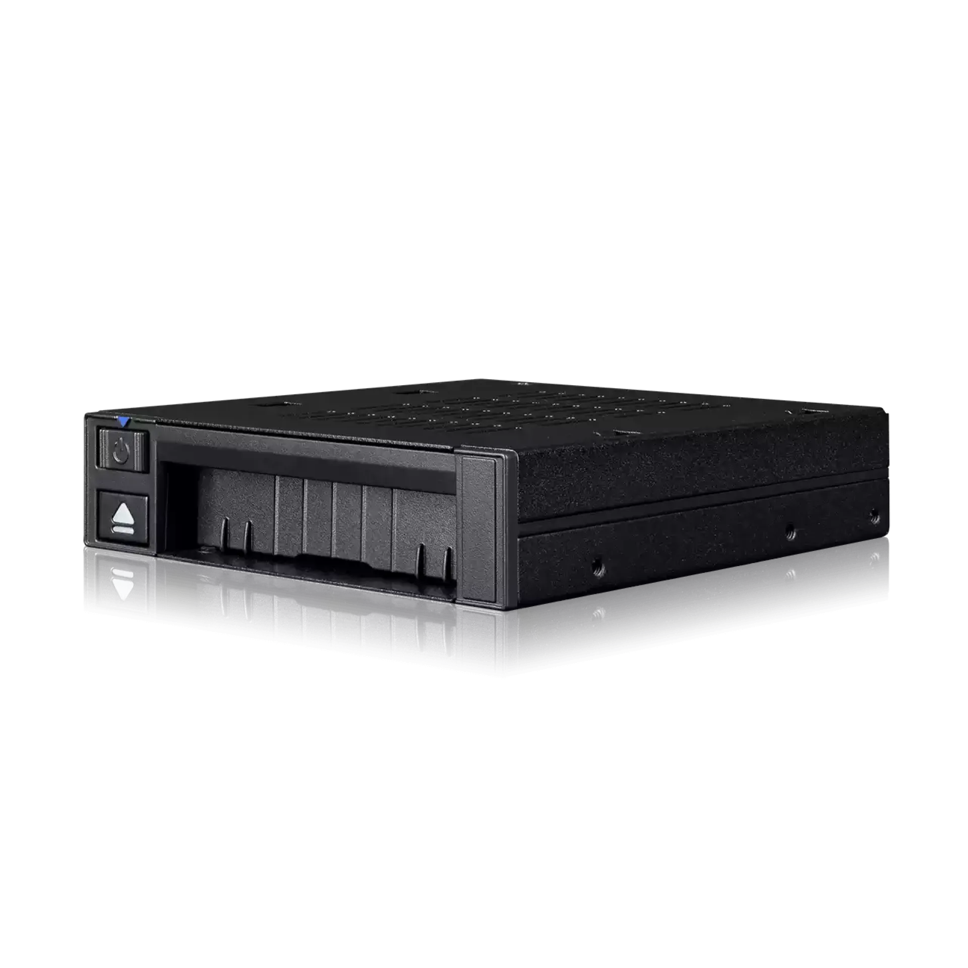 MB021VP-B